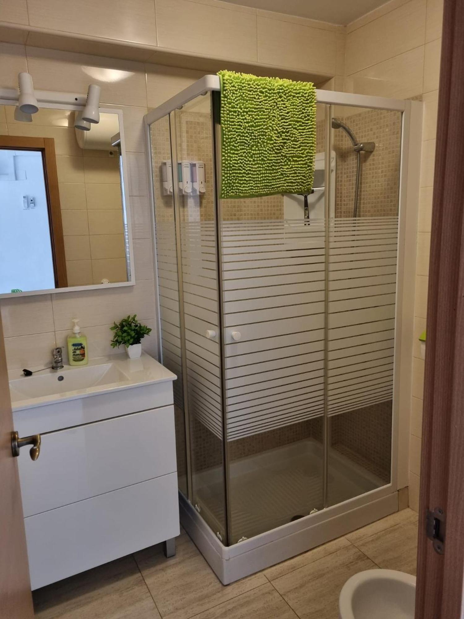 Nuevo Apartamento En Benidorm Luaran gambar